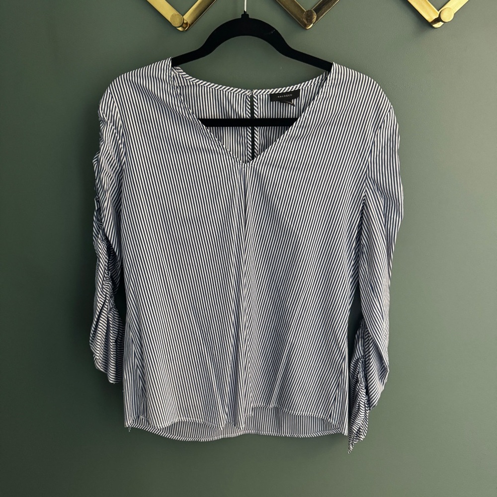 HALOGEN striped 3/4 reuched top